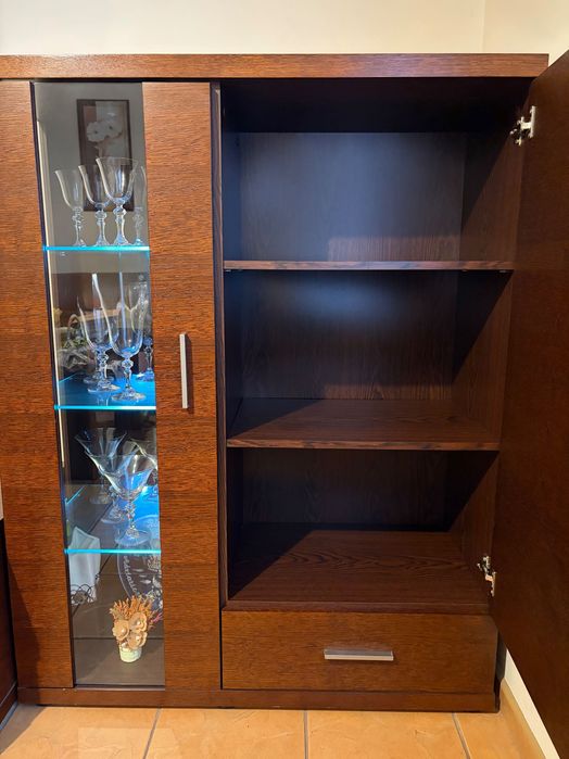 Zestaw mebli do salonu (ława, szafka rtv, witrynka)