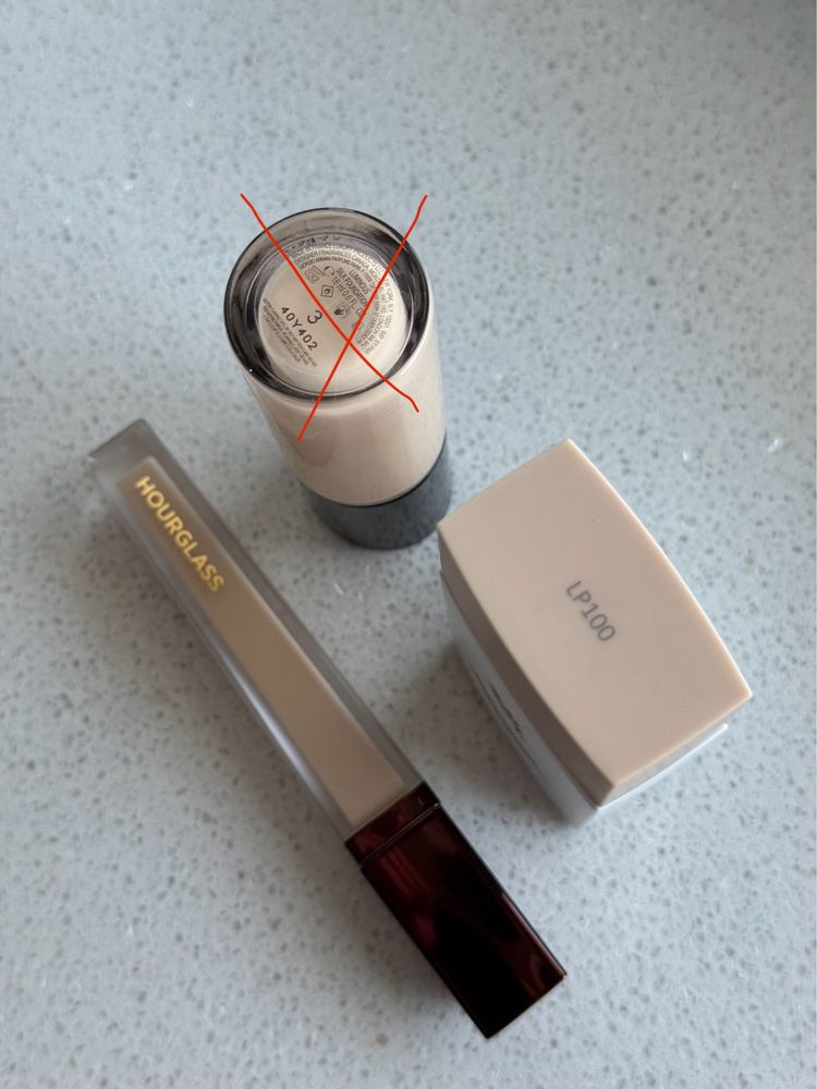 Korektor Hourglass “Cotton”, Tinted sunscreen Beauty of Joseon “LP110”
