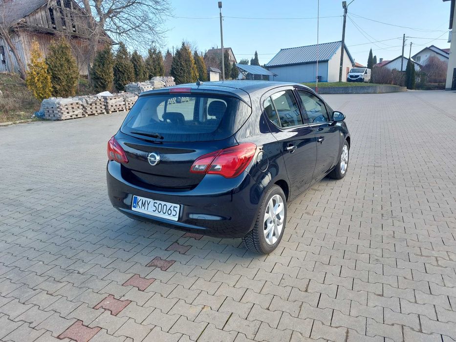 Opel Corsa Cosmo z niskim przebiegiem.