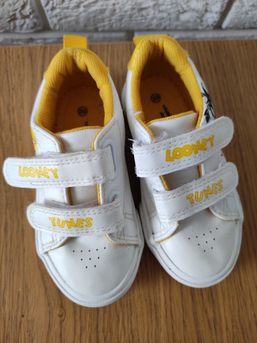 Sneakersy dla dziewczynki