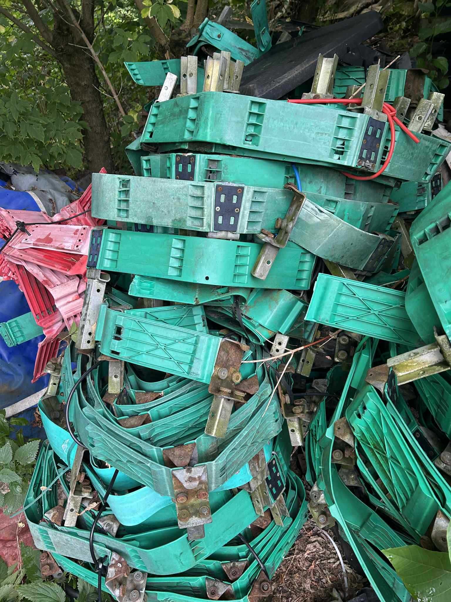 Łączniki plastikowe dachu zsuwanego naczepa Kogel, Schwarzmuller
