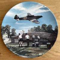RAF DEFIANT Royal Doulton Kolekcjonerski Talerz Porcelanowy Samolot