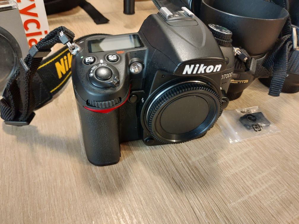 Nikon D7000 + zestaw