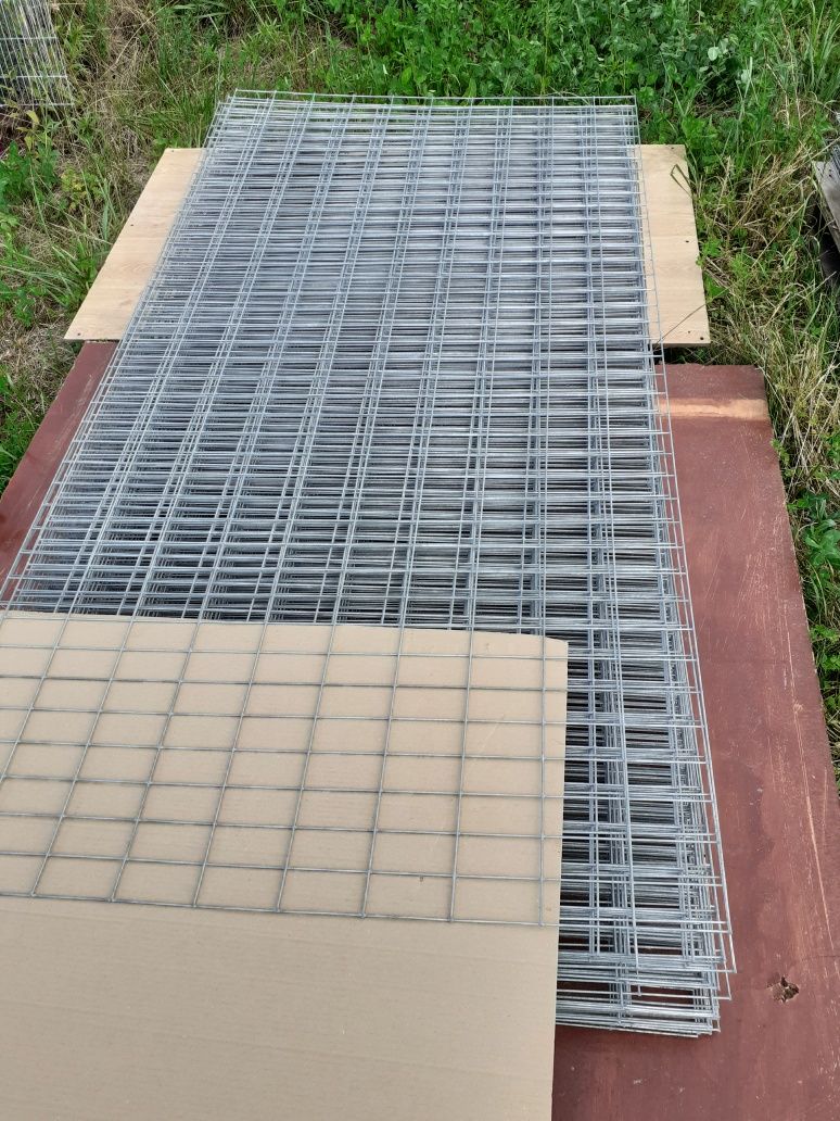 panel siatki zgrzewanej oko 30x30mm drut fi 3mm na kurnik, woliery