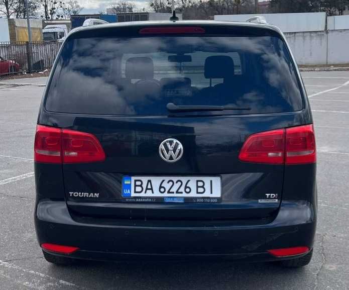 Продам Volkswagen touran 7 мест