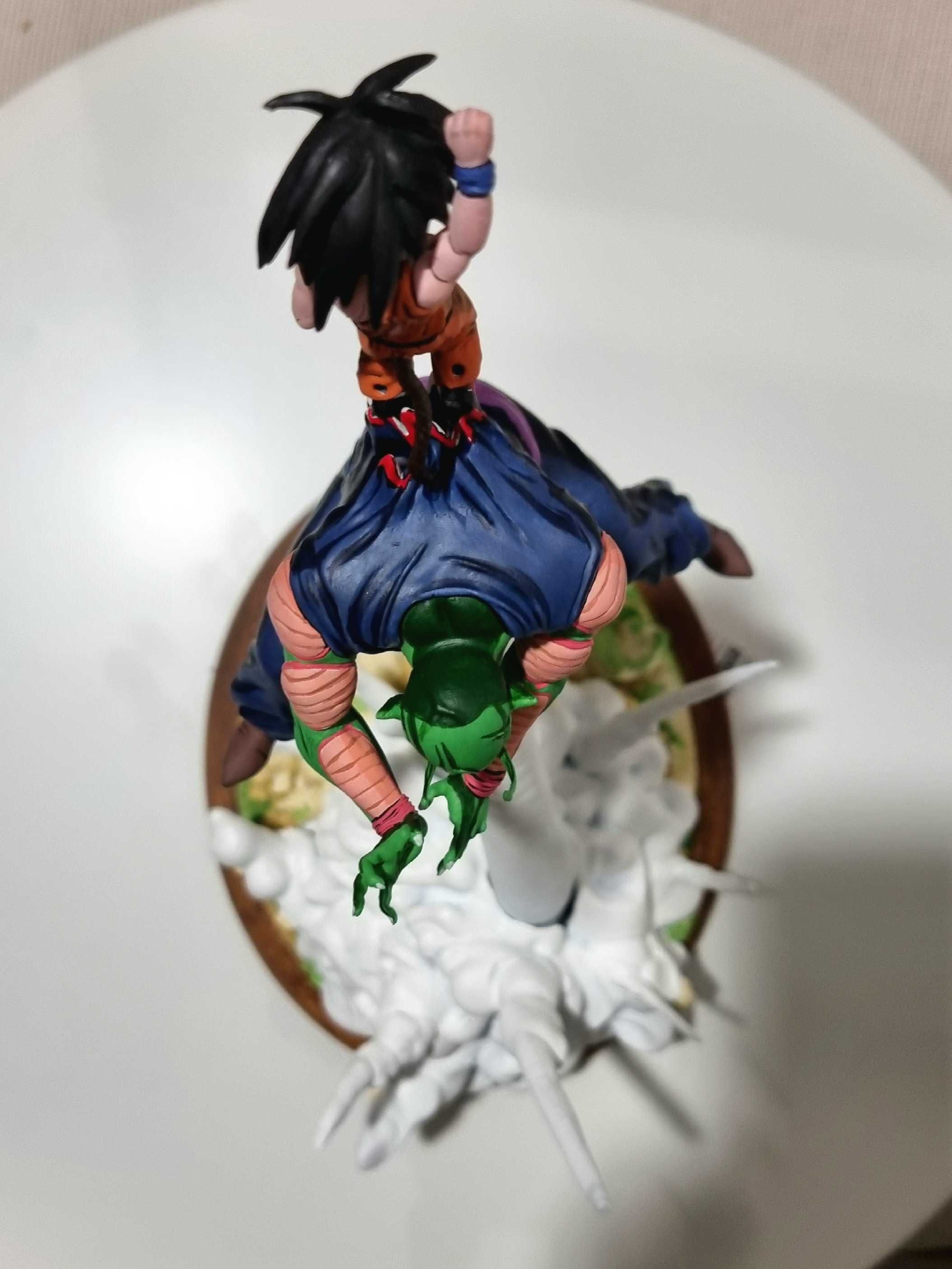 Diorama Goku vs Piccolo do Dragon Ball