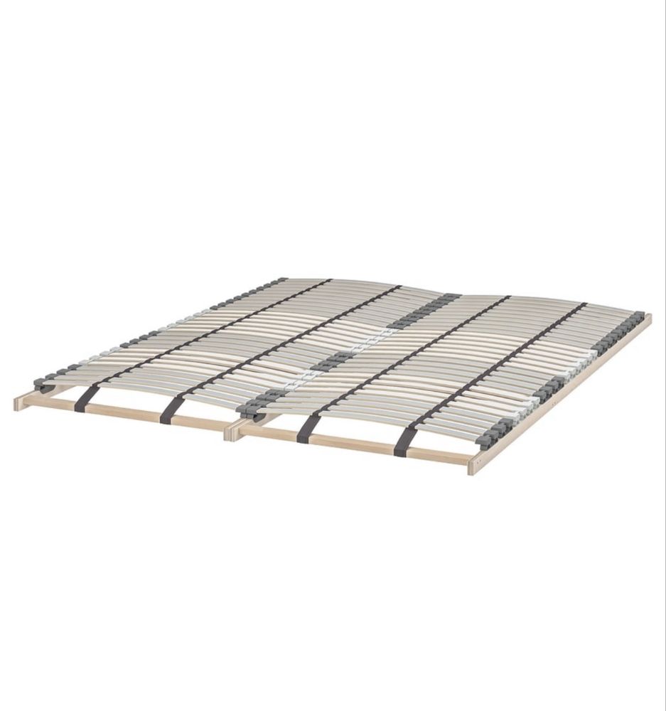 Cama do ikea SAGSTUA