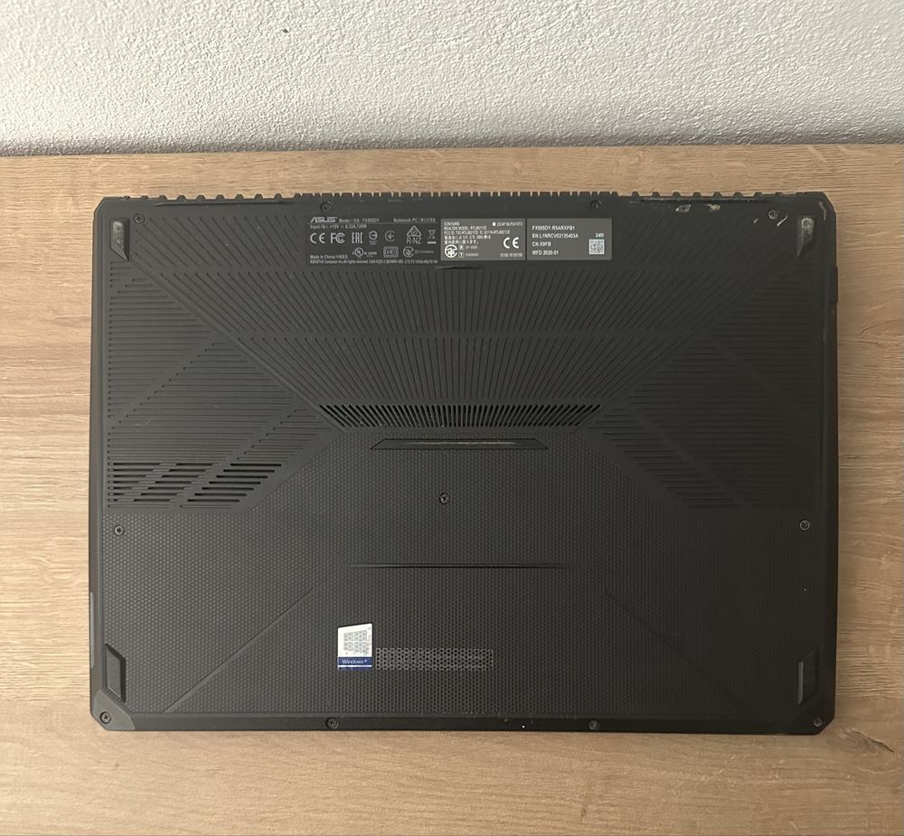 Portátil ASUS tuf Gaming fx505dy