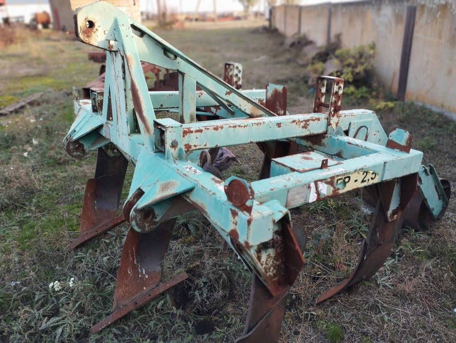 Глибокорозпушувач ГР-2.5