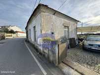 Moradia T2 em Nogueira da Regedoura