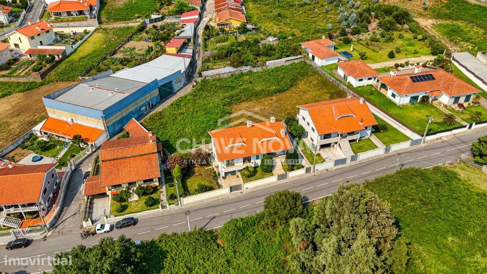 Moradia Isolada T3 Renovada em S. João de Ver, Santa Maria da Feira