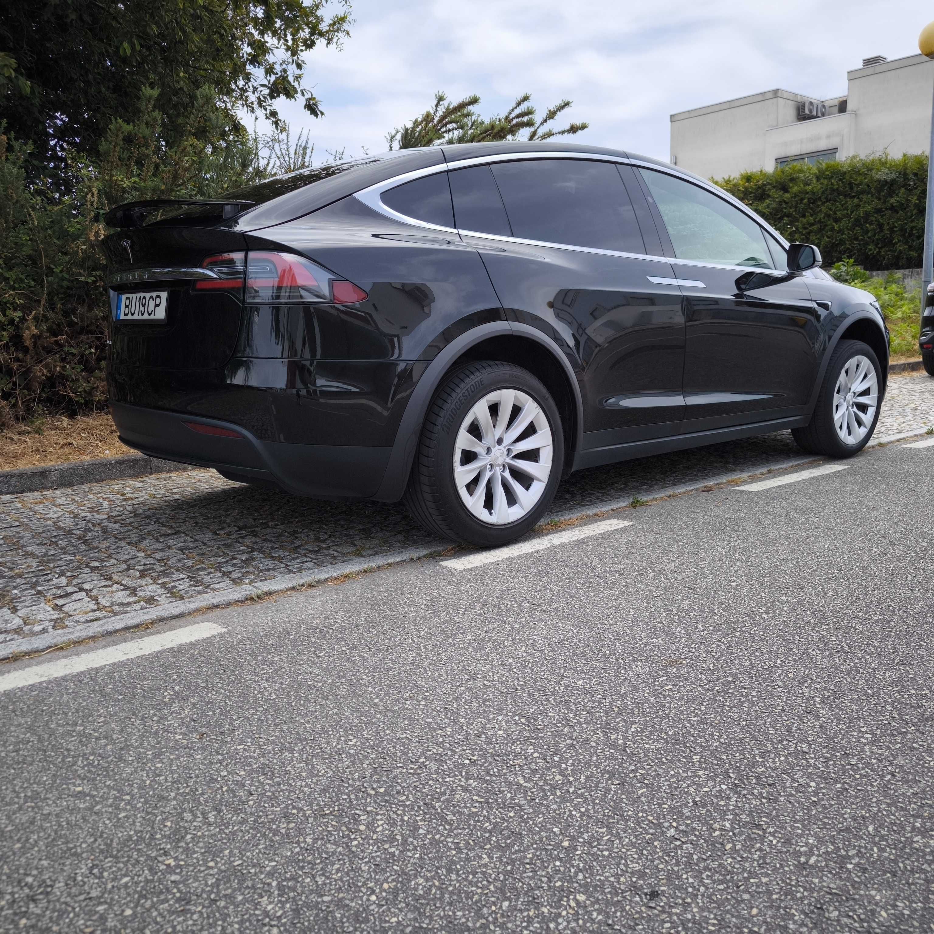 Tesla modelo X 75D