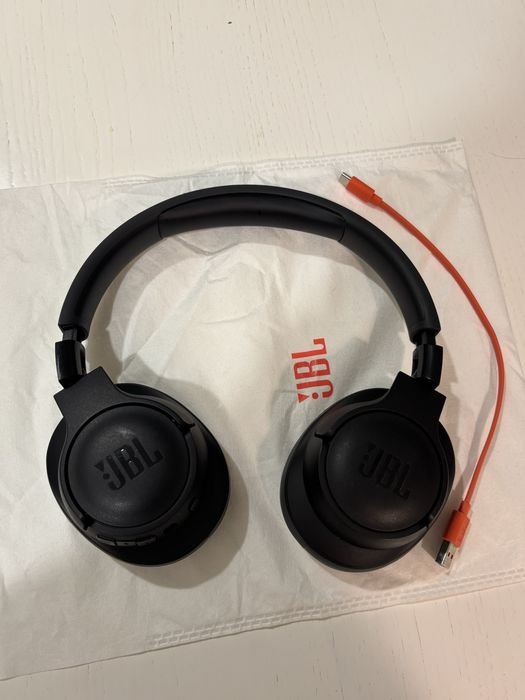 Навушники JBL Tune 720BT