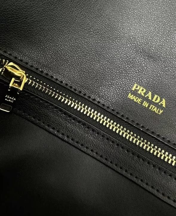 Mala prada nova