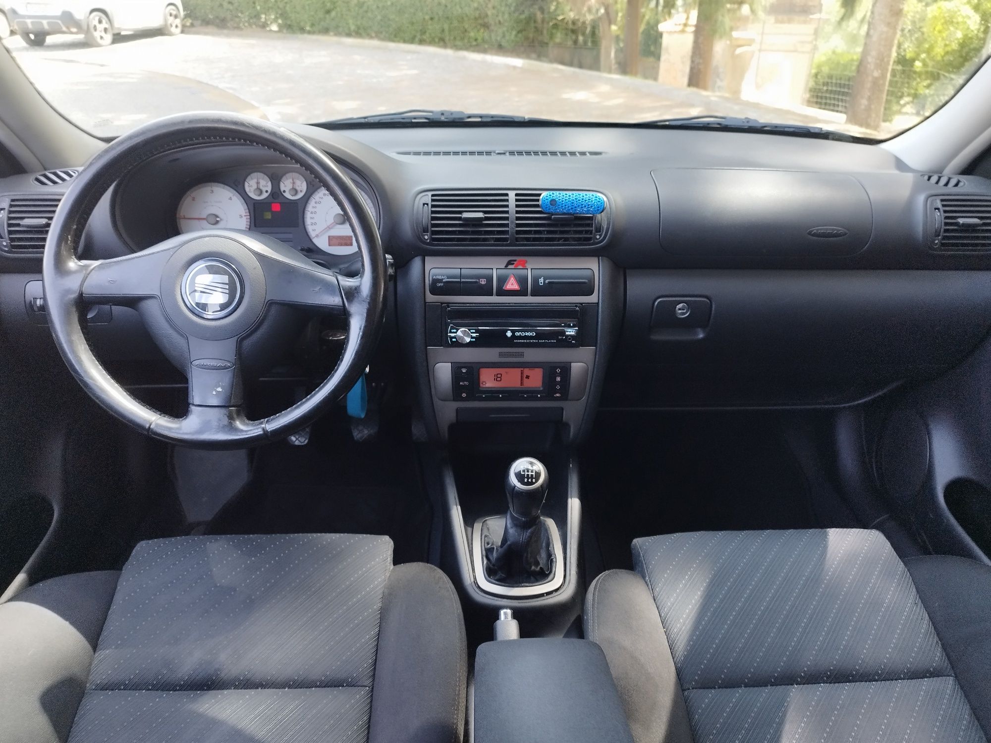 SEAT Leon FR 1.9TDI 150cv, nacional 249mil klm