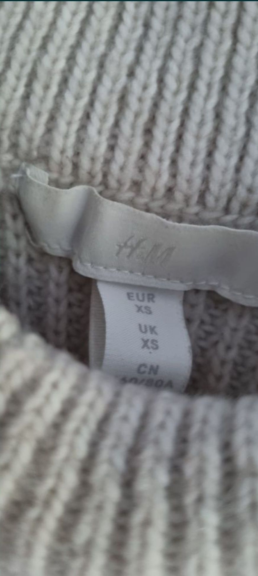 Sweter damski beżowy r. XS H&M