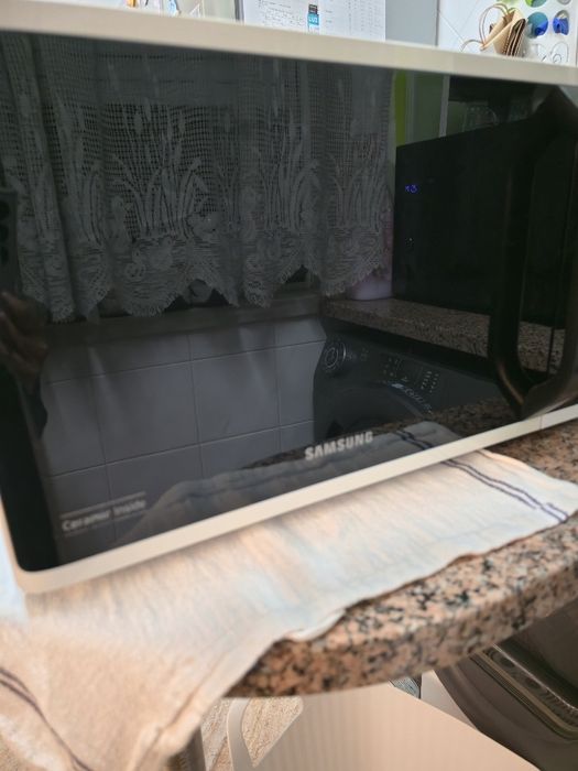 Micro-ondas Samsung 23L