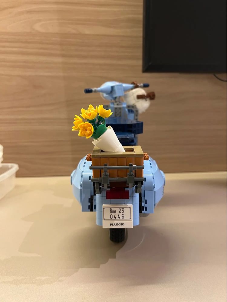 Lego 10298 - Vespa