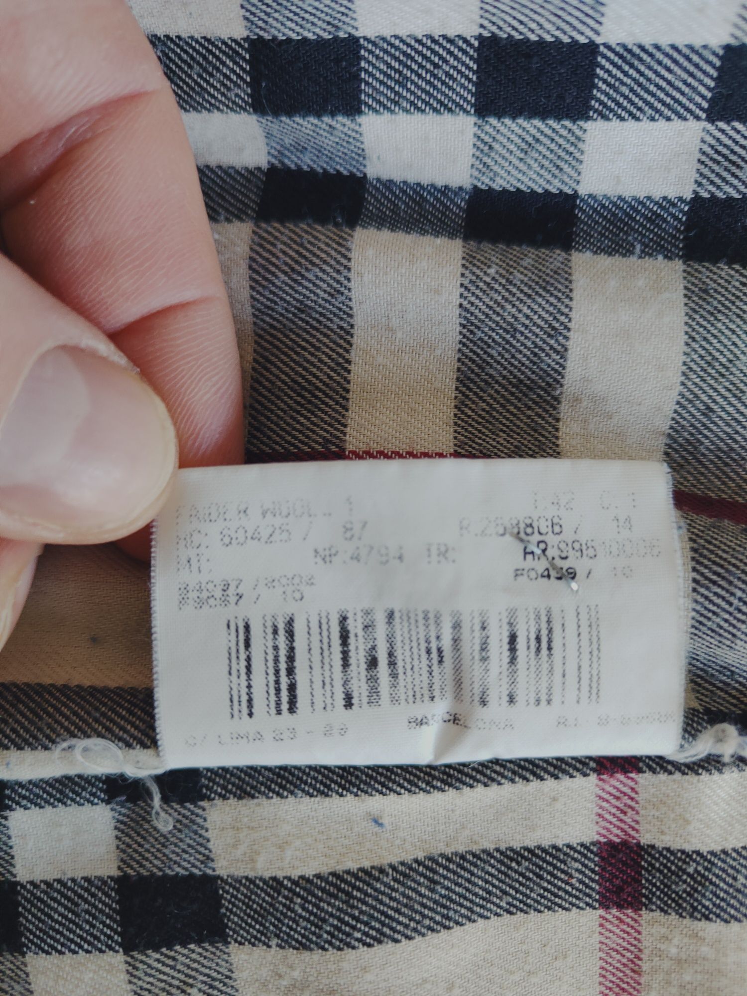 Burberry London płaszcz kurtka z kapturem damska wełna