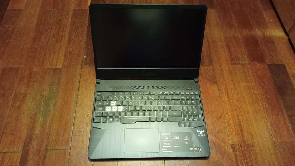 Portátil ASUS TUF Gaming FX505D