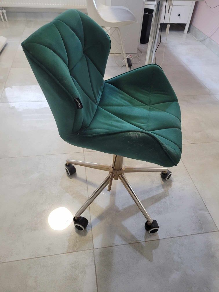 fotel kosmetyczny fryzjerki do gabinetu krzesło