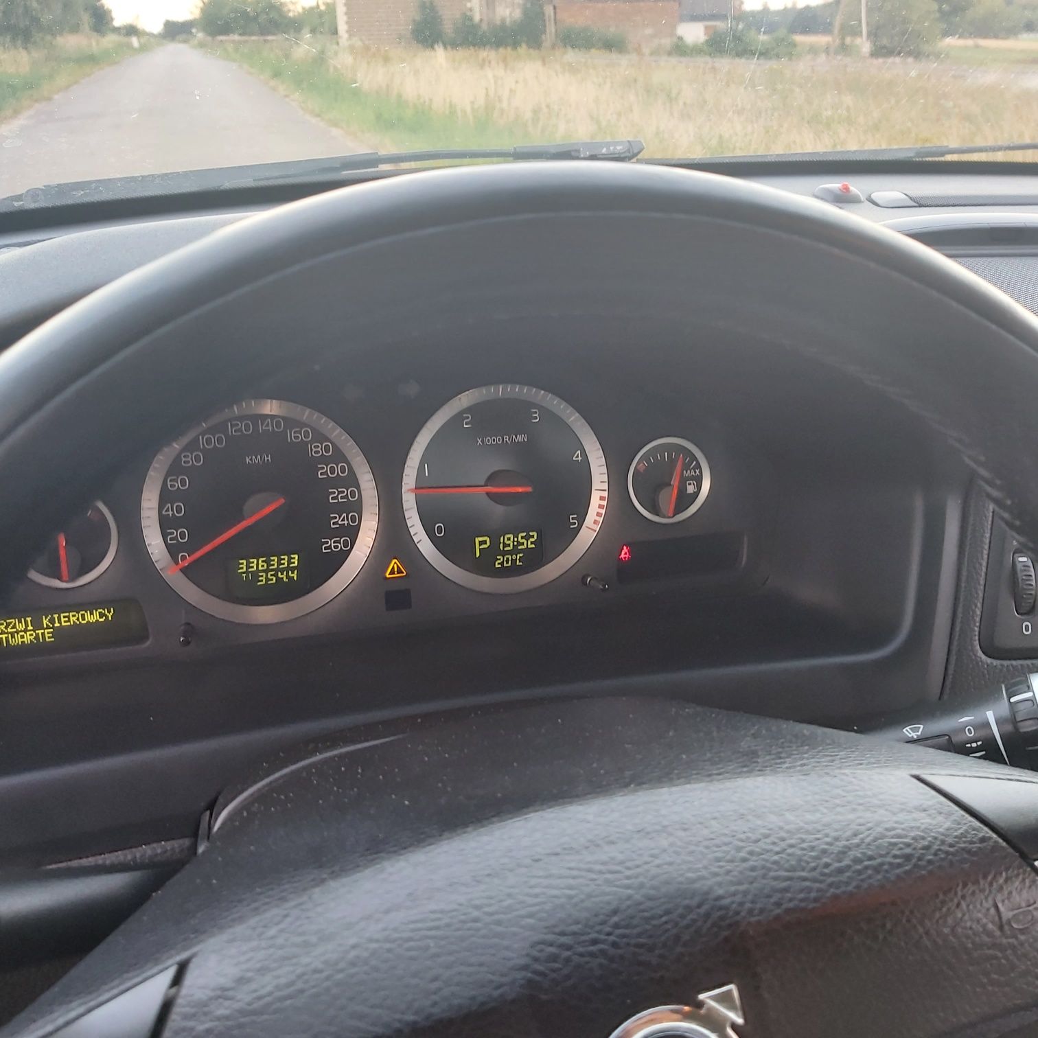 VOLVO S60 2.4D 5 185KM