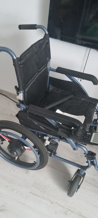 Wózek inwalidzki elektryczny
