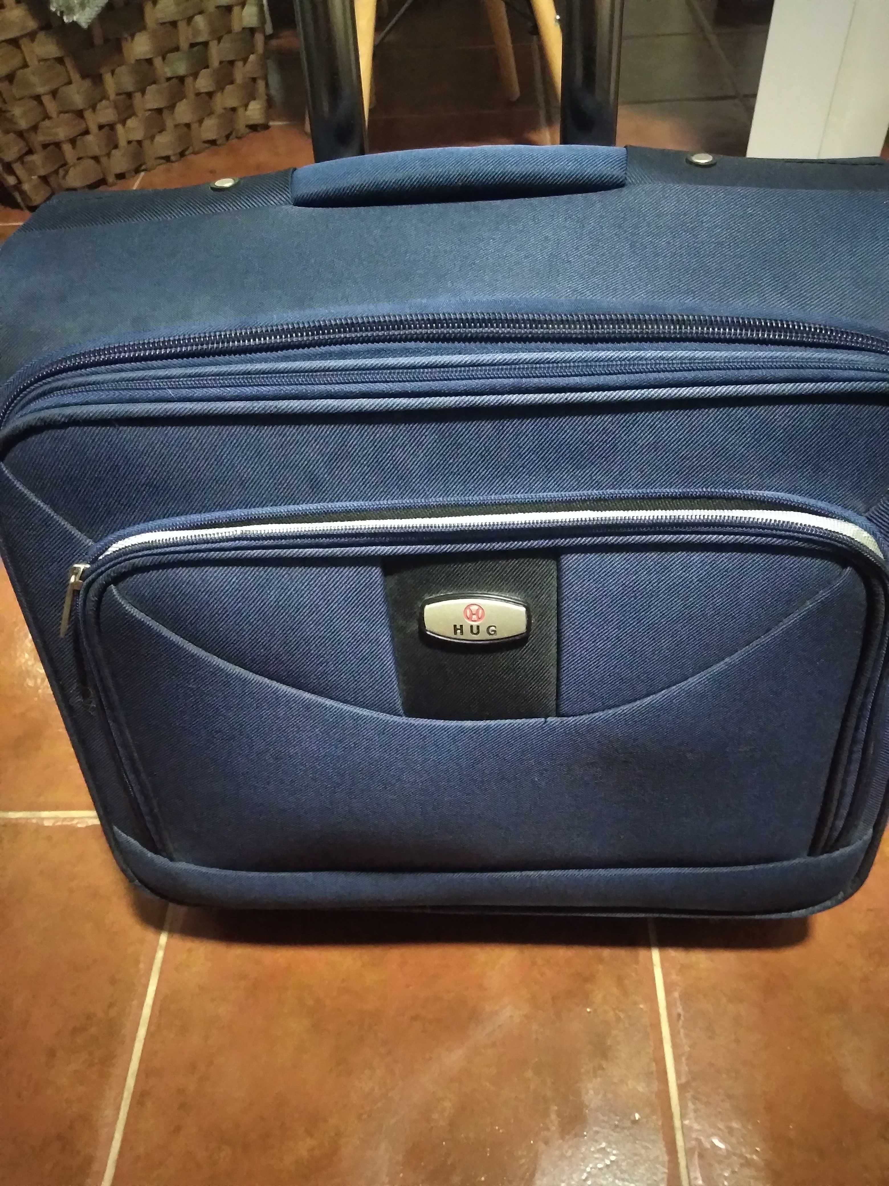 Mala de viagem (Pouco uso)