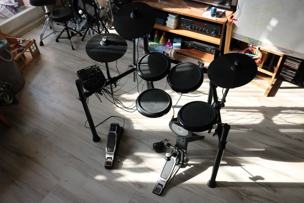 Alesis Nitro Kit - perkusja elektroniczna