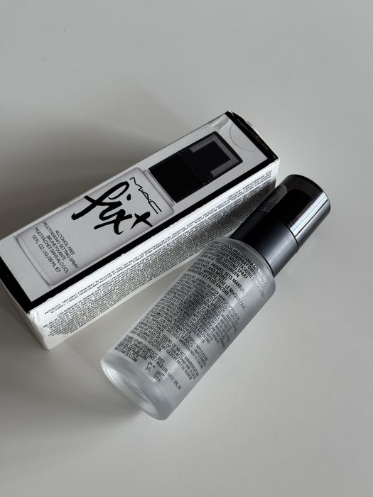 MAC Fix+ Alcohol-Free Multitasking Setting Spray