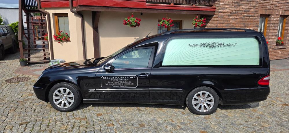 Mercedes-Benz Klasa E Mercedes 211 Karawan Pogrzebowy Bautex