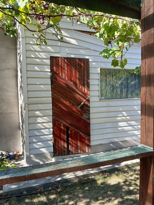 Продається дача, повністю готова для життя та відпочинку!