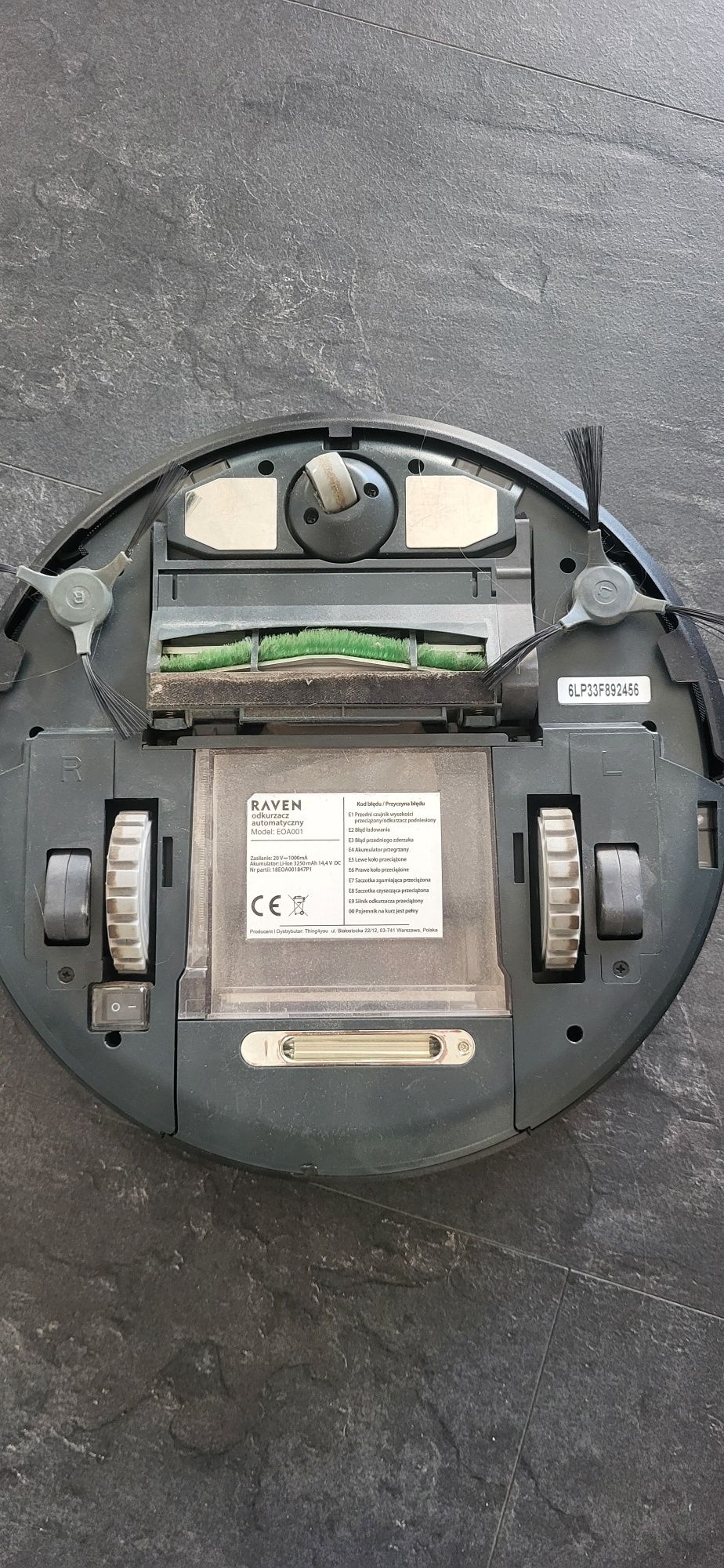 Robot sprzątający RAVEN