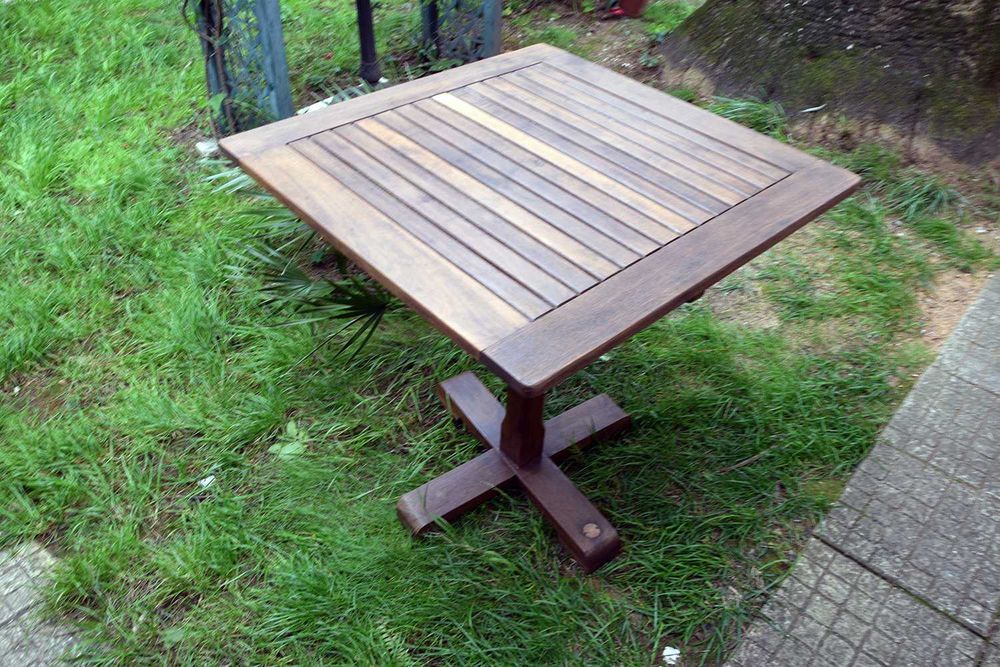 Mesa de Jardim Quadrada Teka