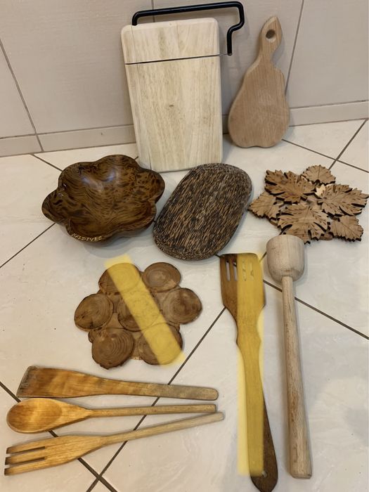 Миски, форми, все для кухні