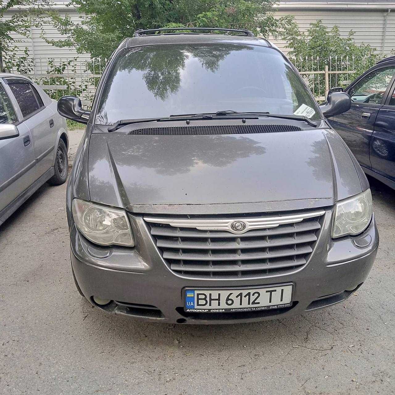 Продам автомобіль Chrysler Voyager