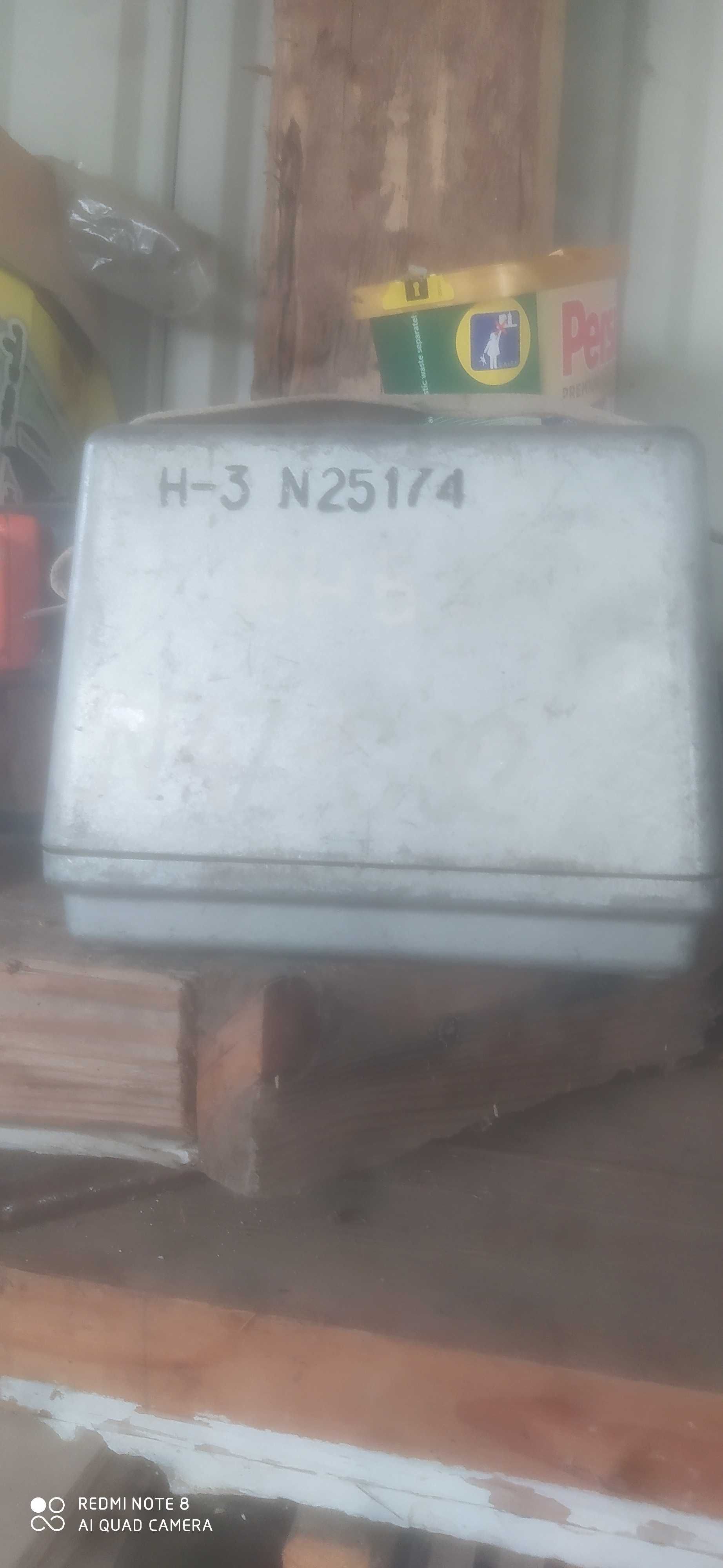 продам нивелір н3.з футляром.