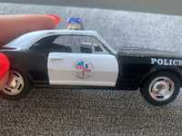 Model Chevrolet Camaro 1967 Z/28 wersja POLICE scale 1/37