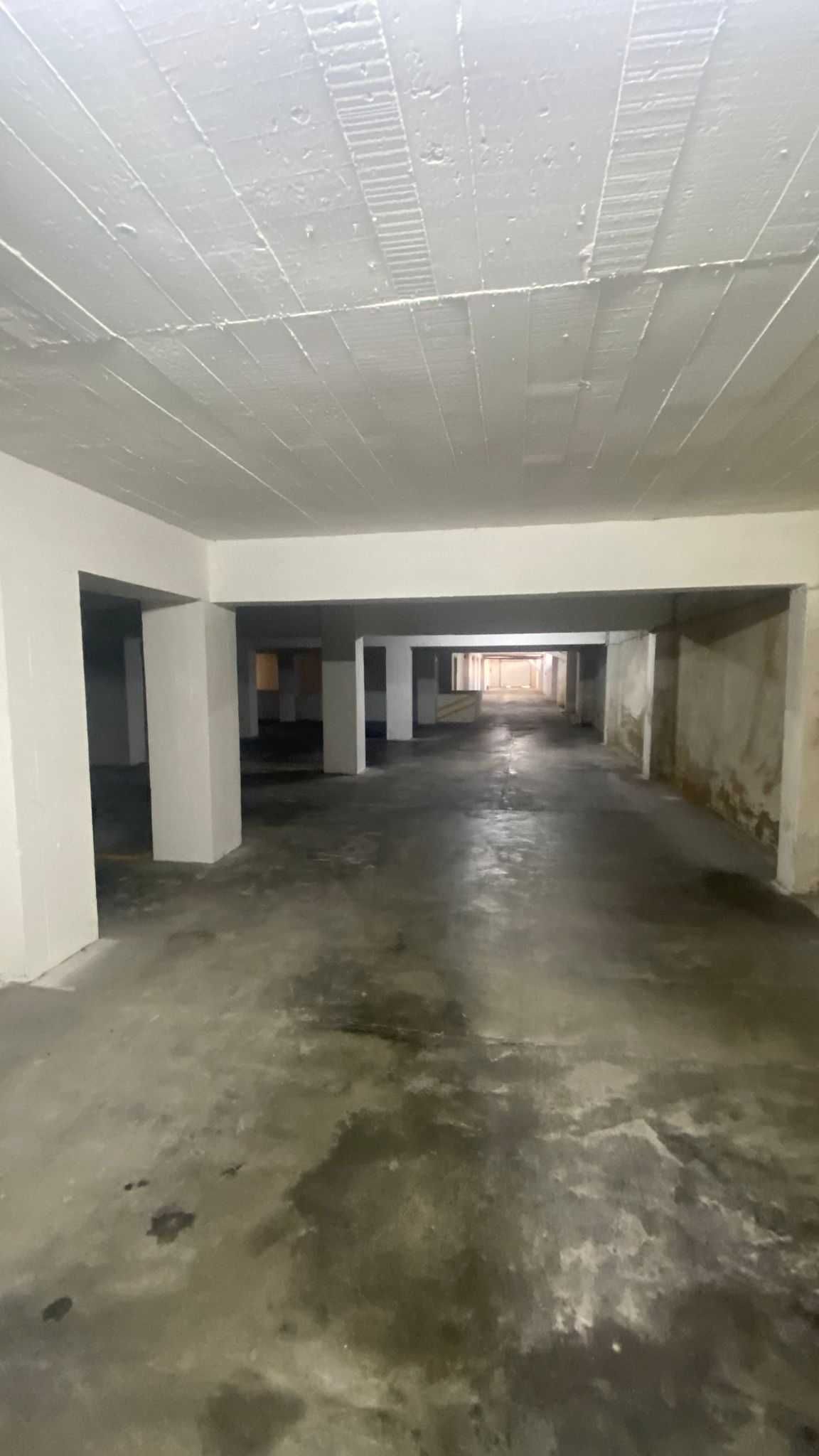 Ericeira - Aluguer de espaço em garagem