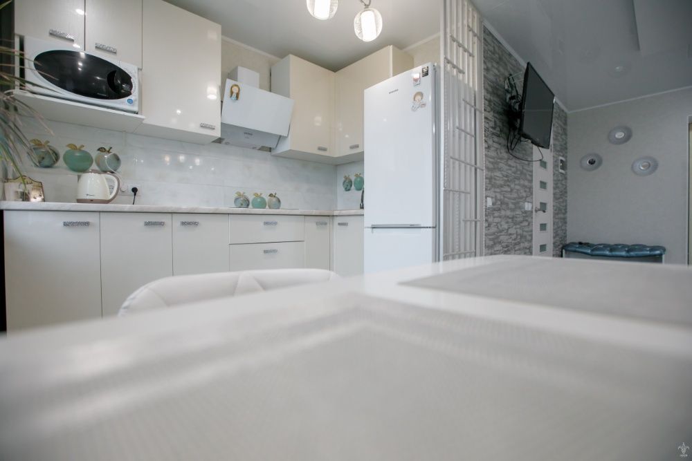 2к. квартира ЛЮКС посуточно, центр