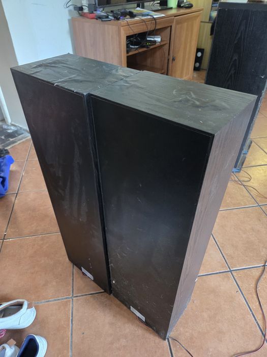 Kolmny Glosniki Universum Lautersprecher CD 500