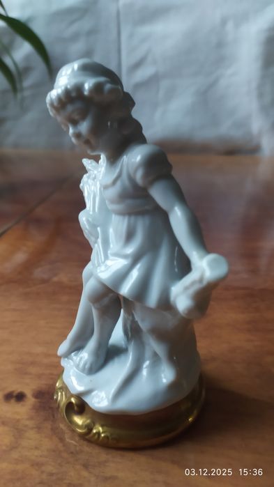 Вінтажна статуетка, Італія