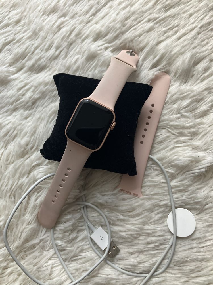 Apple Watch SE 40 mm