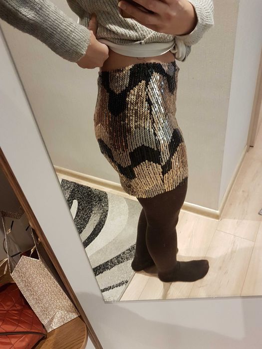 Spódniczka w cekiny rozm. XS