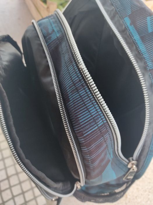 Mochila escolar Totto Ótimo estado
