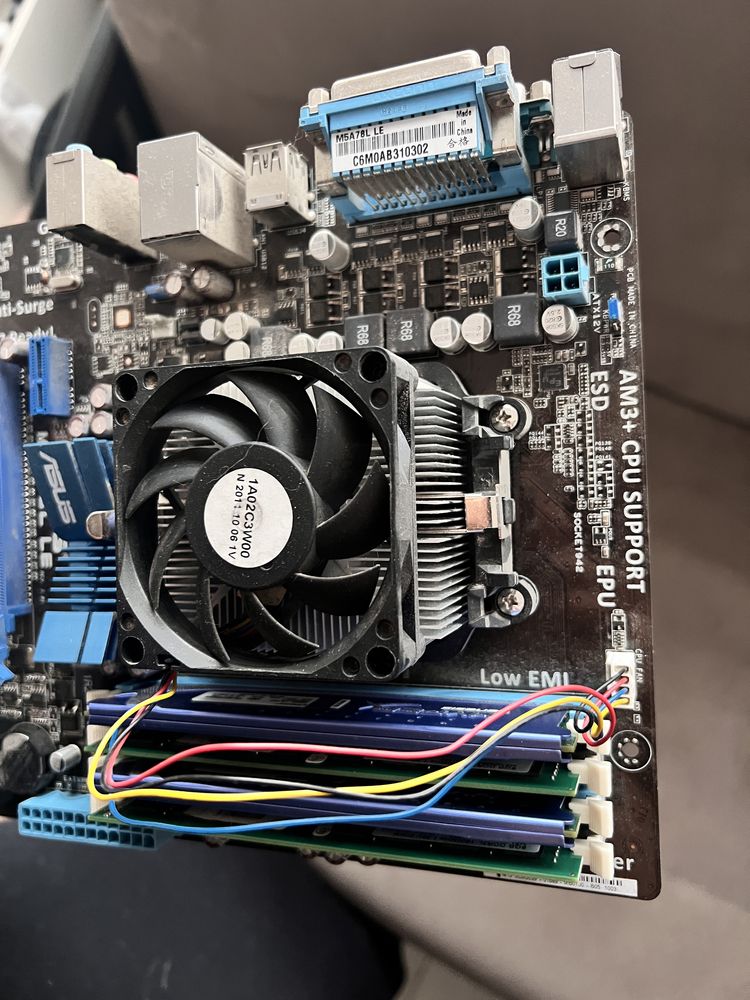 Plyta glowna + pamiec ram
