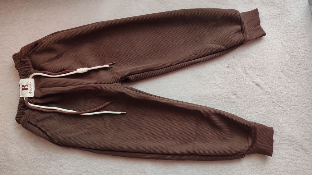 Теплі вельветові штани розмір 110,116