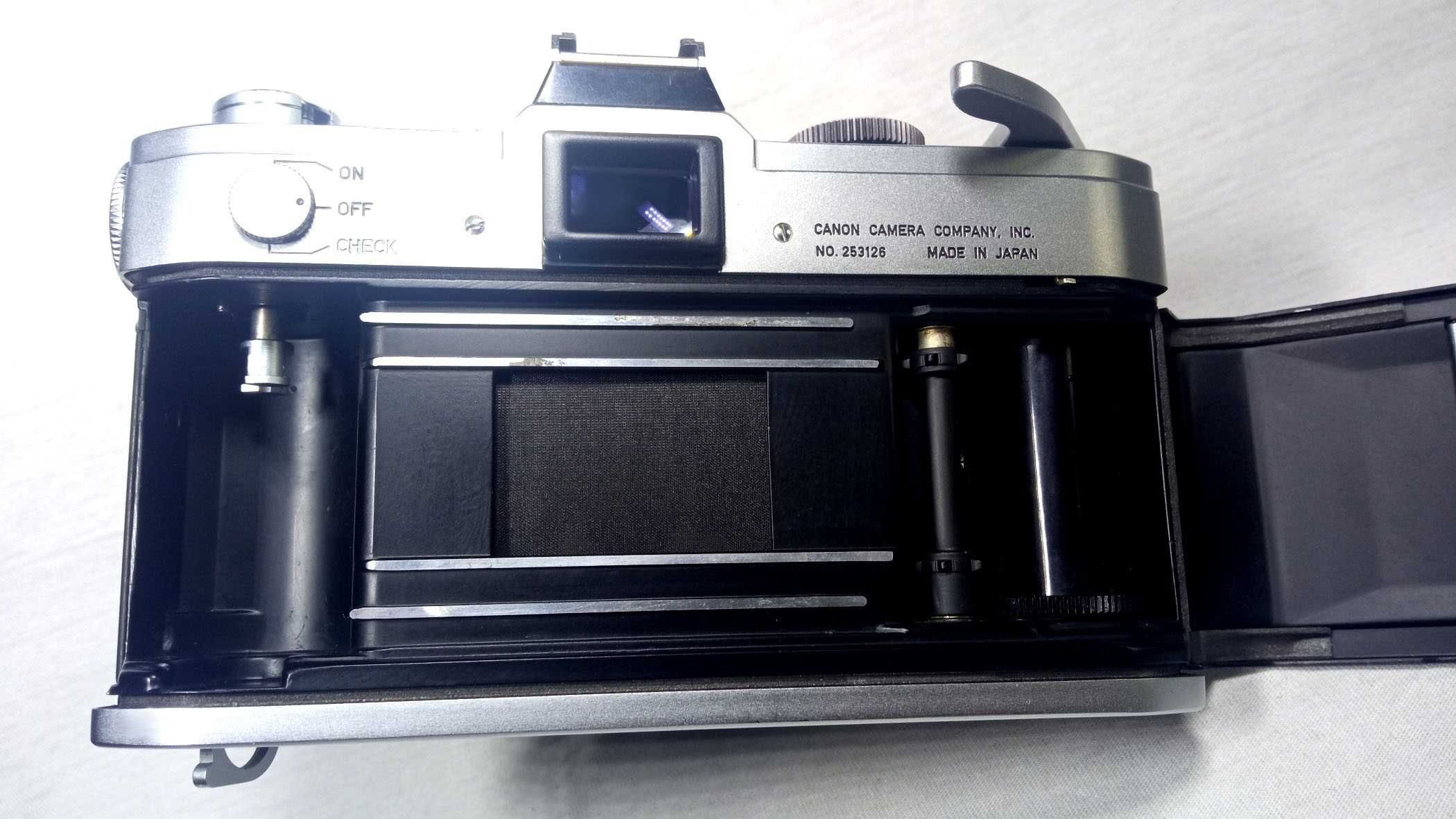 Плівковий Canon FX FD 28mm 3.5 FL