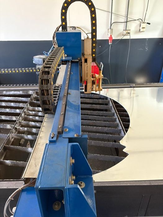 Ploter cnc do ciecia frezowania itp. pole 1500X3000
