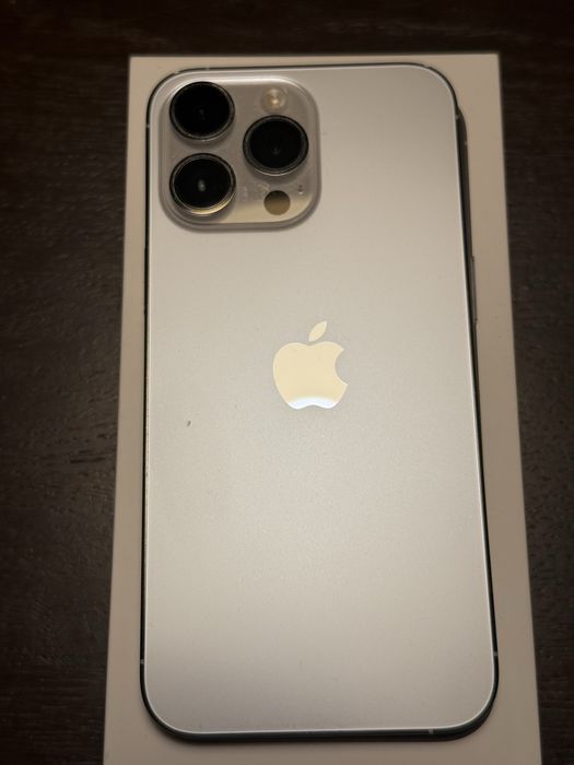 iPhone 14 Pro Max  128 + 8  etui